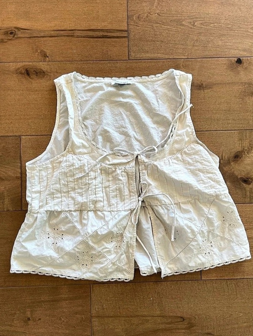 American Eagle Eyelet Trim Tank Top White Size XL (16)